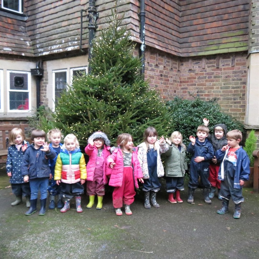 Nursery Children Switch on our Christmas Lights